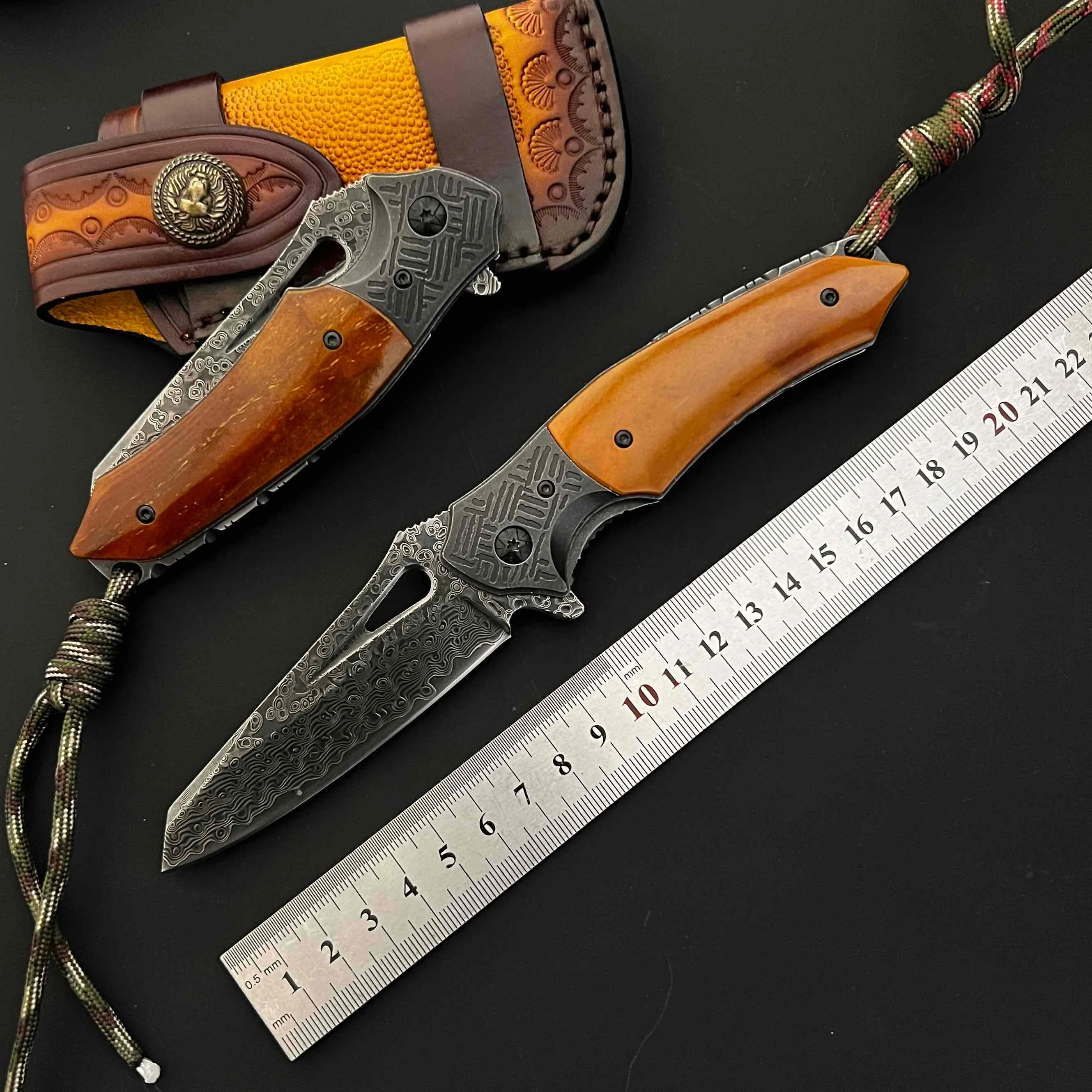 Handmade Damascus Steel Folding Knife VG10 Bull Bone Outdoor Hunting Self Defense Pocket Camping EDC Portable Fruit Knife
Handmade Damascus Steel Folding Knife VG10 Bull Bone Outdoor Hunting Self Defense Pocket Camping EDC Portable Fruit Knife