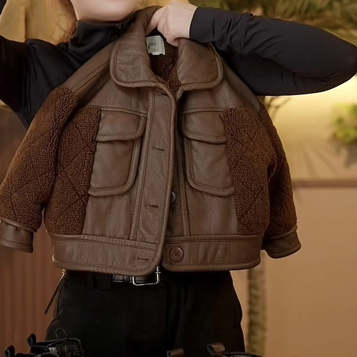 Children Cotton-padded Jacket Fur Winter Children Plus Velvet Jacket Thickened Warm Cotton-padded Leather Jacket
Children Cotton-padded Jacket Fur Winter Children Plus Velvet Jacket Thickened Warm Cotton-padded Leather Jacket
