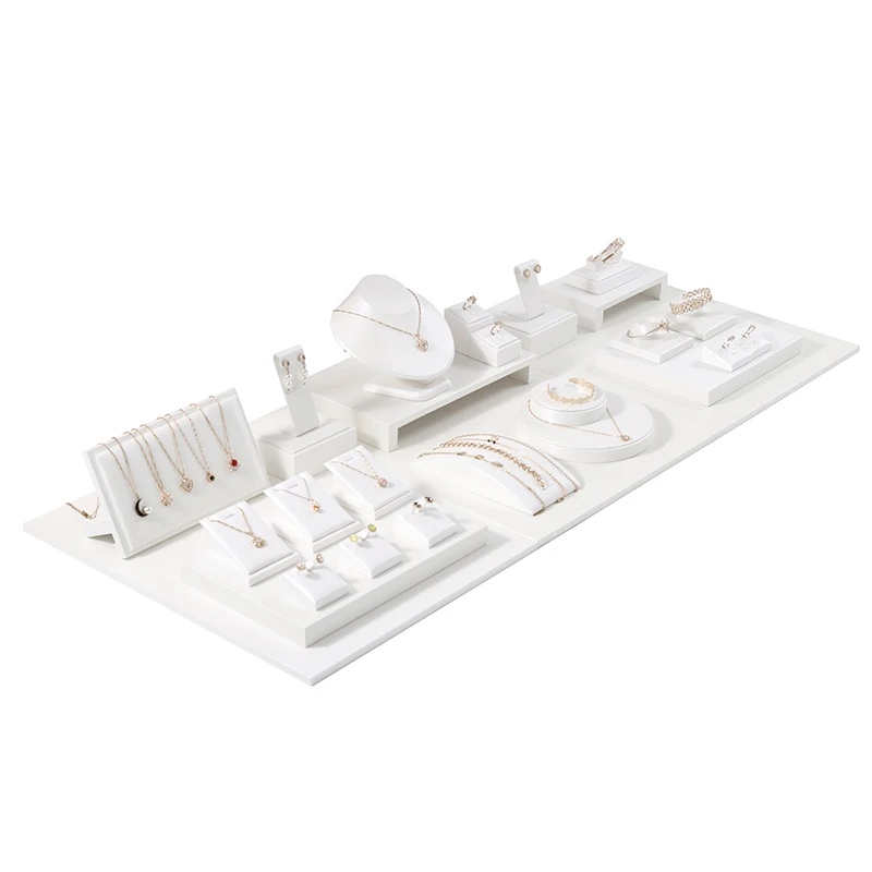 Professional Jewelry Display Frame - Champagne Jade Necklace Model for Counter Window Showcase Props
Professional Jewelry Display Frame - Champagne Jade Necklace Model for Counter Window Showcase Props