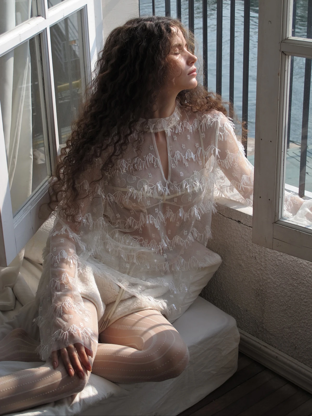 Женская кофта Cariedo Fairy T с высоким воротником из шерстяной смеси, с блестящими пайетками, кружевной отделкой и 3D цветочным узором, быстросохнущая, с длинным рукавом
Женская кофта Cariedo Fairy T с высоким воротником из шерстяной смеси, с блестящими пайетками, кружевной отделкой и 3D цветочным узором, быстросохнущая, с длинным рукавом