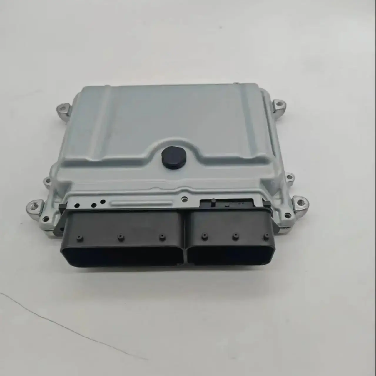 High quality NEW A272 A273 ECU ECU housing Shell plug for Mercedes A272 A273 ECU
High quality NEW A272 A273 ECU ECU housing Shell plug for Mercedes A272 A273 ECU