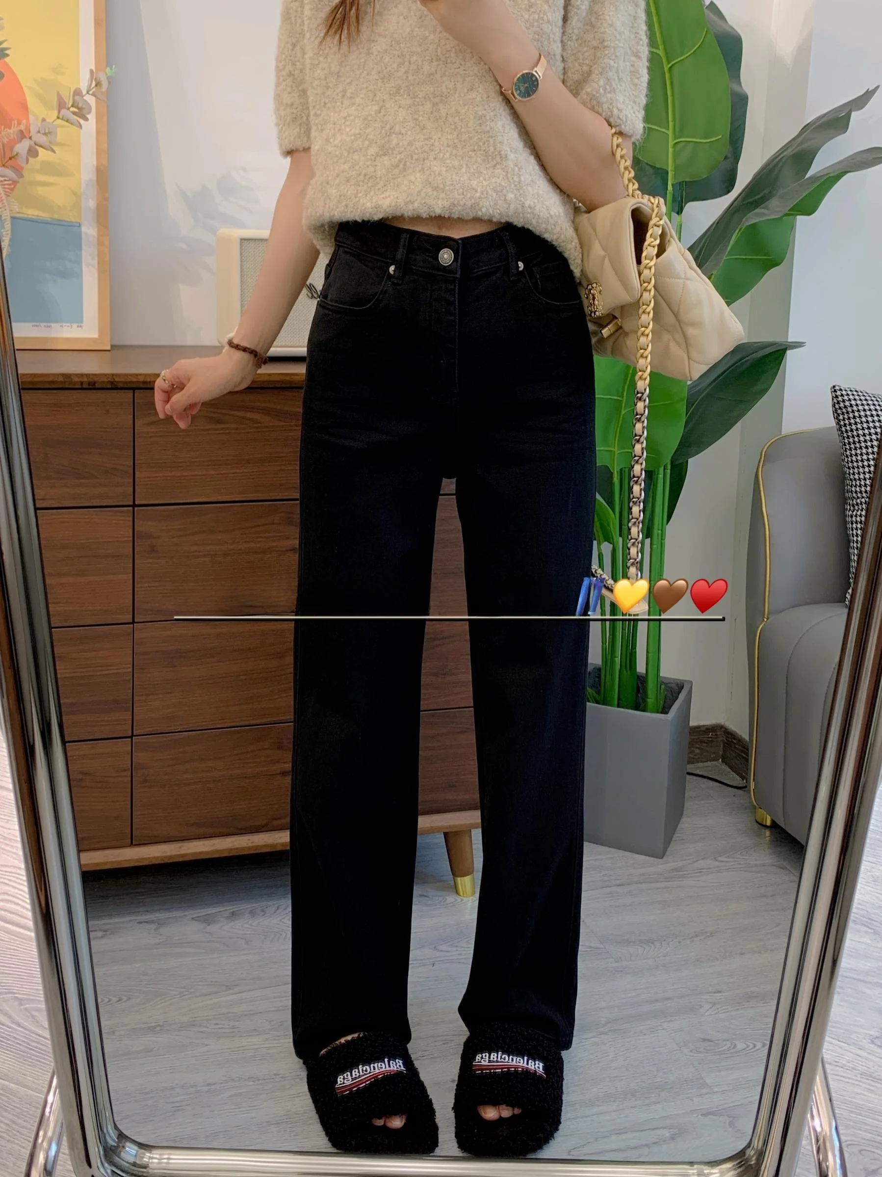 Джинсы женские прямые зауженные, с высокой талией, из хлопка, стрейч, модные широкие брюки, длиной в пол
Джинсы женские прямые зауженные, с высокой талией, из хлопка, стрейч, модные широкие брюки, длиной в пол