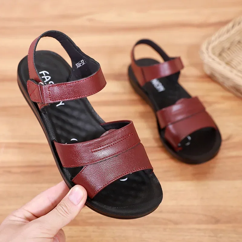 Summer New Sandals Flat women's Shoes Comfortable Durable Soft Sole Office Sandals Slippers women's Genuine leather sandals 2024
Summer New Sandals Flat women's Shoes Comfortable Durable Soft Sole Office Sandals Slippers women's Genuine leather sandals 2024