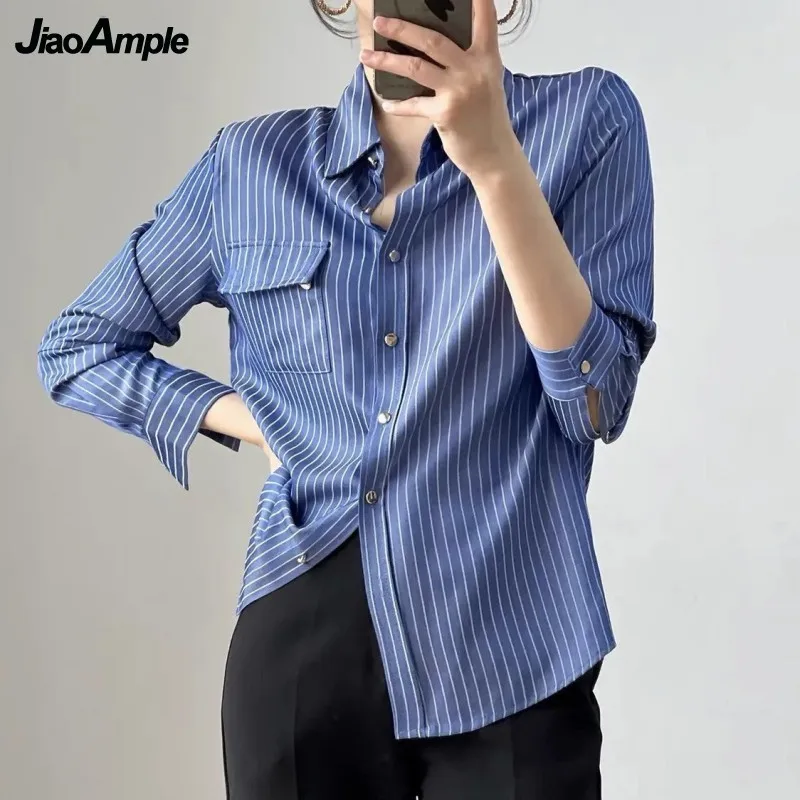 2022 Spring New Women's Blue Shirts Office Lady Fashion Stripe Single Breasted Long Sleeve Blouse Polo Collar Tops Female
2022 Spring New Women's Blue Shirts Office Lady Fashion Stripe Single Breasted Long Sleeve Blouse Polo Collar Tops Female
