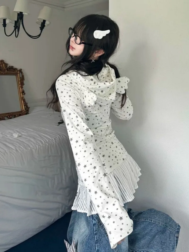 Fairycore Slim Fit Long Sleeve Top Sweet Hot Hooded T-Shirt Retro Y2K Subculture Clothes Star Print Pleated Hem New in Tees
Fairycore Slim Fit Long Sleeve Top Sweet Hot Hooded T-Shirt Retro Y2K Subculture Clothes Star Print Pleated Hem New in Tees