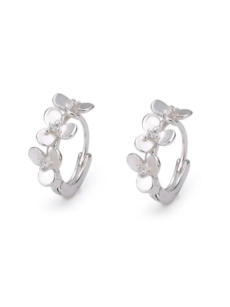 Earringss999Свежий цветок Циркон Круг Простой браслет Студенческие серьги для вечеринок
Earringss999Свежий цветок Циркон Круг Простой браслет Студенческие серьги для вечеринок