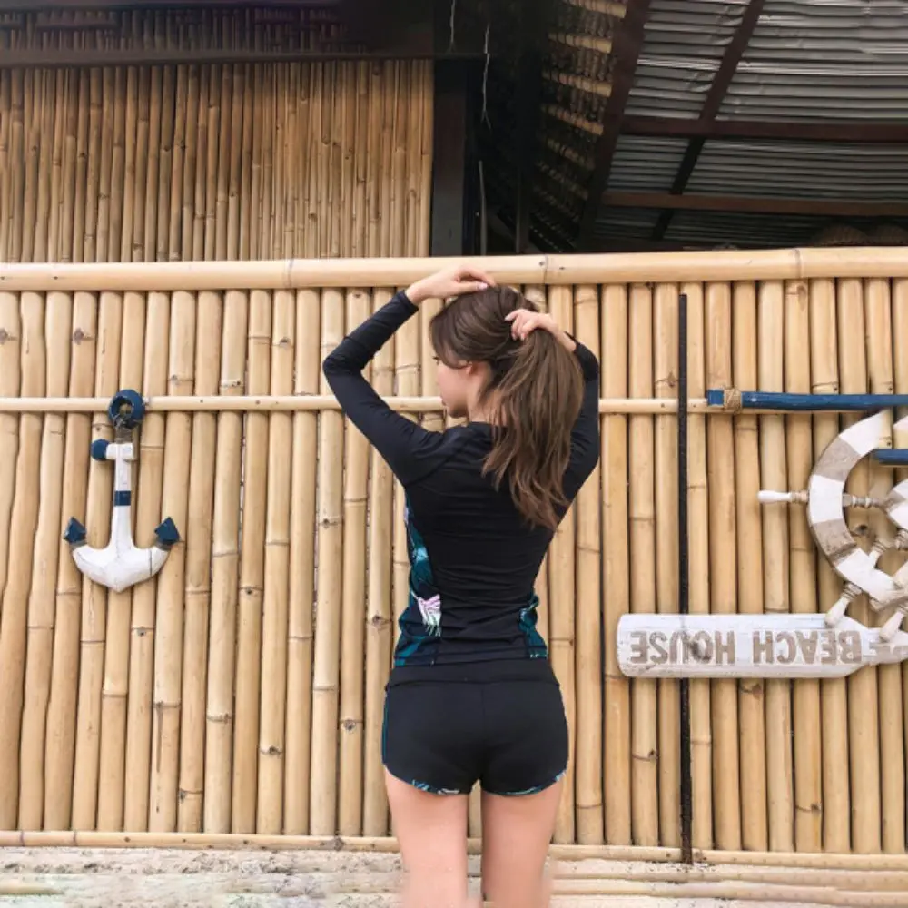 Гидрокостюм с длинными рукавами и разрезом, длинные брюки, костюм для серфинга из мягкого материала, солнцезащитный крем, стиль на молнии, одежда для купания, стиль для пары
Гидрокостюм с длинными рукавами и разрезом, длинные брюки, костюм для серфинга из мягкого материала, солнцезащитный крем, стиль на молнии, одежда для купания, стиль для пары