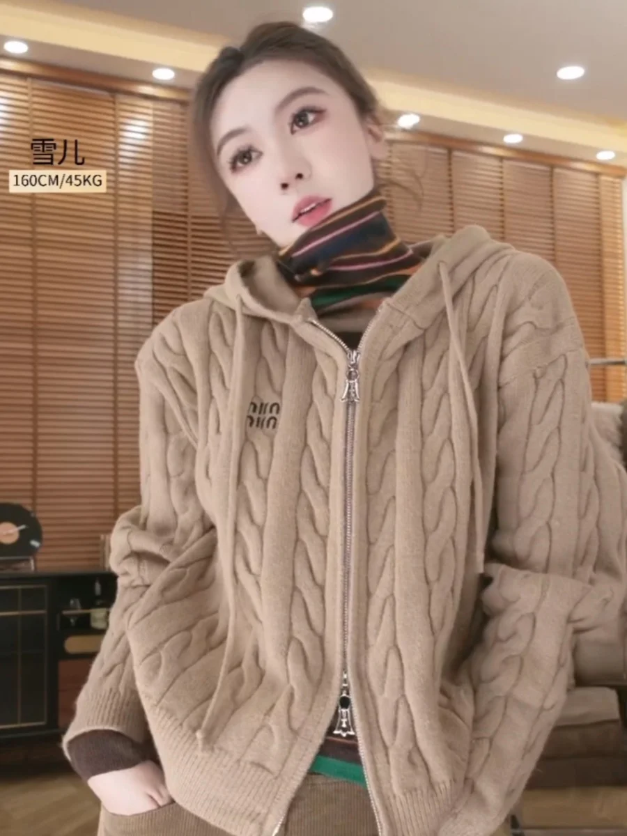 BaiXue Recommended Autumn Winter Casual Versatile Lazy Sle Slimming Hooded Knitted Wool Open Cardigan Sweater Polyester 00%
BaiXue Recommended Autumn Winter Casual Versatile Lazy Sle Slimming Hooded Knitted Wool Open Cardigan Sweater Polyester 00%