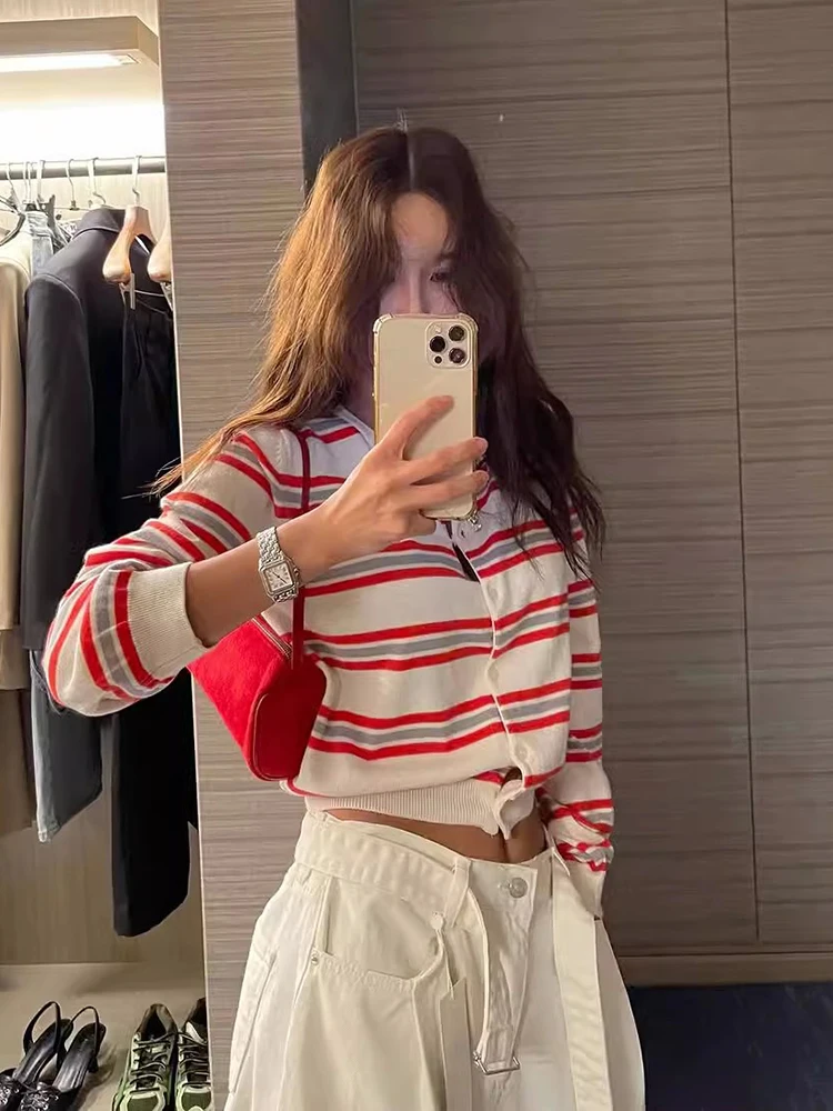 Striped Knitted Open Cardigan Women's Spring New Vintage All-Match Slimming Top Color Knitwear Jacket Striped Sweater Clothing
Striped Knitted Open Cardigan Women's Spring New Vintage All-Match Slimming Top Color Knitwear Jacket Striped Sweater Clothing