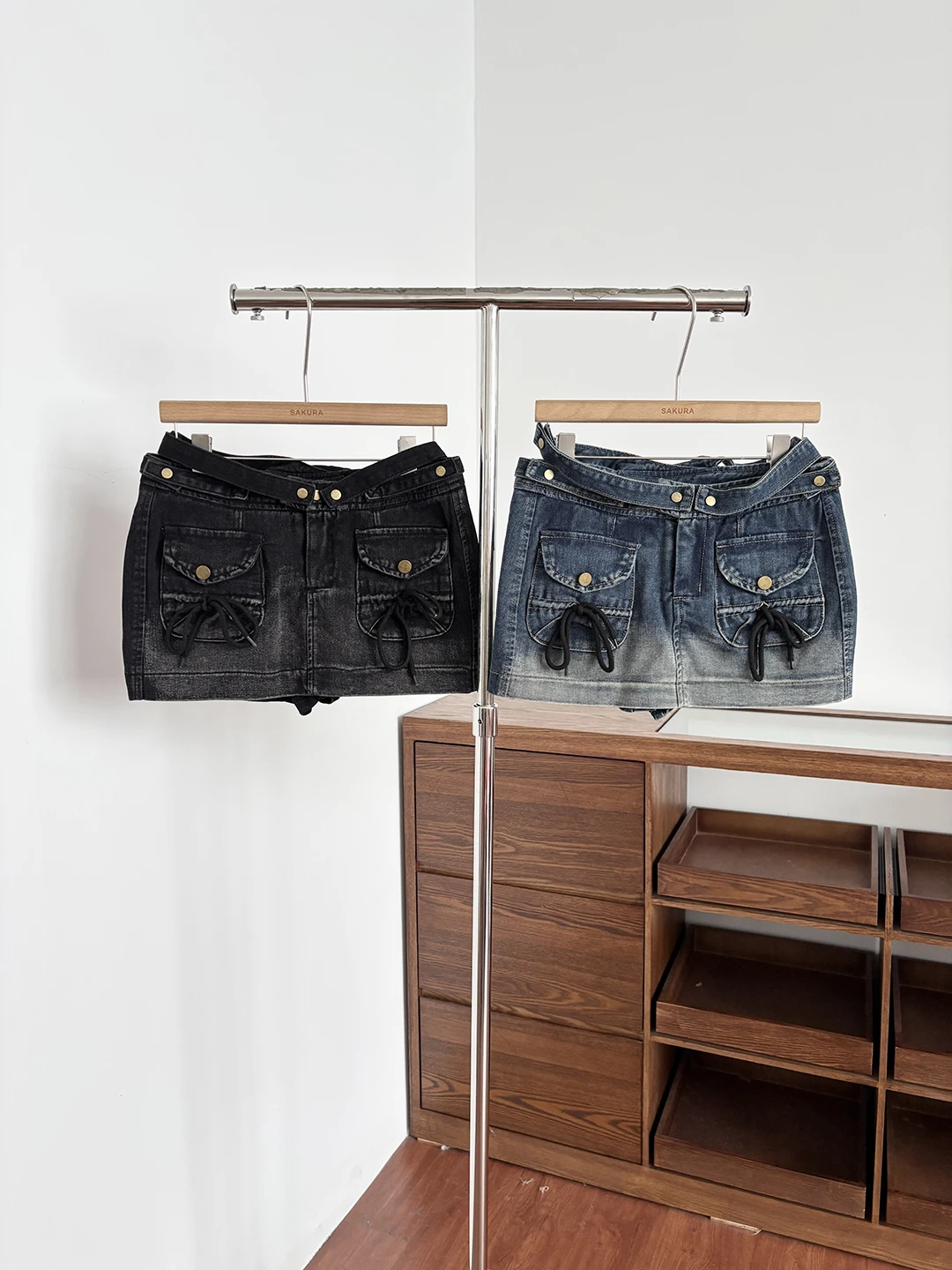 American Retro Hot Girl Denim Skirt Women's High Waist Slimming Prevent Exposure A-Line Bodycon Skirt Summer New Arrival
American Retro Hot Girl Denim Skirt Women's High Waist Slimming Prevent Exposure A-Line Bodycon Skirt Summer New Arrival
