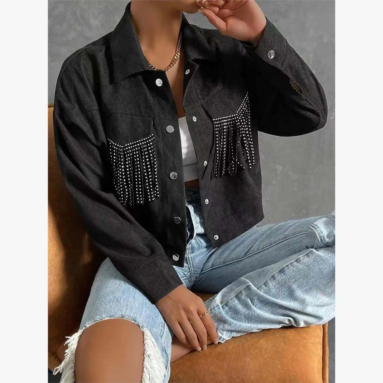 Black Collar Short Jacket Autumn Winter New Arrival Single Button Tassel Trimmed Slim Fit Style Casual Fashion Outerwear
Black Collar Short Jacket Autumn Winter New Arrival Single Button Tassel Trimmed Slim Fit Style Casual Fashion Outerwear