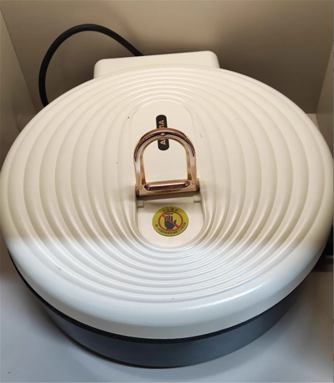 Electric pancake pan household heating pancake pan
Electric pancake pan household heating pancake pan