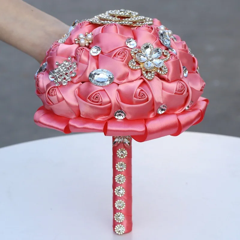 European American Cross-border Supply Wedding Bride Bouquet with Diamonds Butterfly Ribbon Rose Immortal Bouquet Wholesale W321H
European American Cross-border Supply Wedding Bride Bouquet with Diamonds Butterfly Ribbon Rose Immortal Bouquet Wholesale W321H