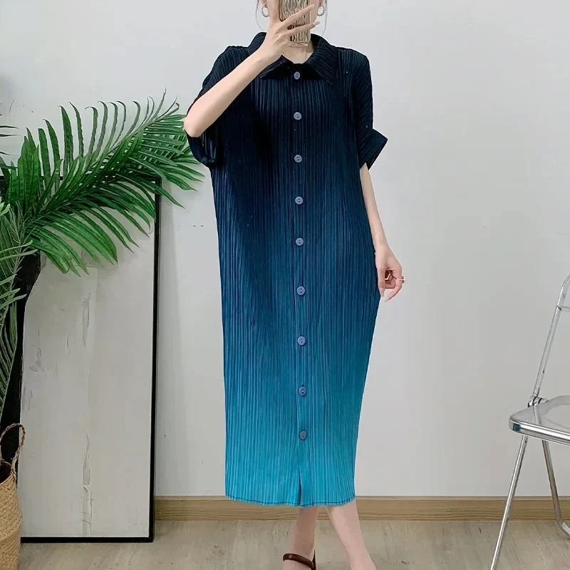 Gradient Printing Pleated Lapel Short Sleeve Design Women's Dress Fashion Slim Straight Single-Breasted Dress 2024 Autumn New
Gradient Printing Pleated Lapel Short Sleeve Design Women's Dress Fashion Slim Straight Single-Breasted Dress 2024 Autumn New