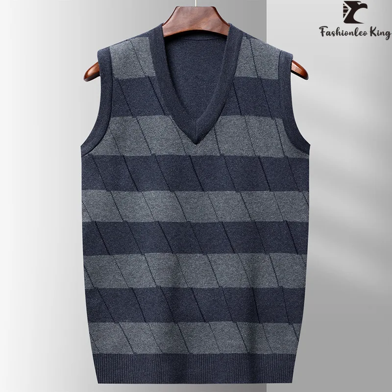 Autumn and Winter Casual Men's V-Neck Sweater Vest Male Stylish Stripe Warm Vest
Autumn and Winter Casual Men's V-Neck Sweater Vest Male Stylish Stripe Warm Vest