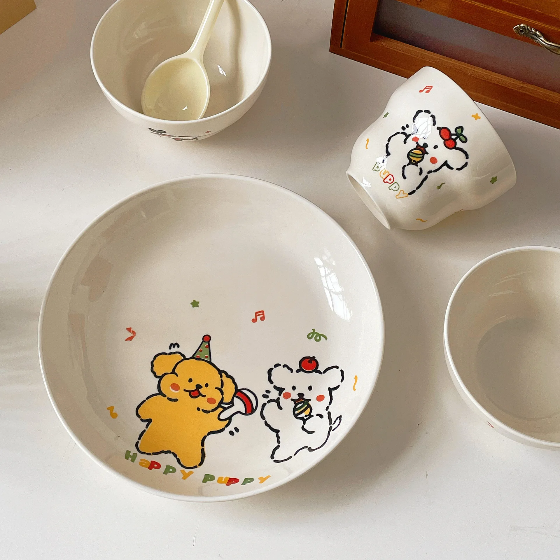 Line Puppy Ceramic Underglaze Color Tableware Set - Cute One - Person Set with Bowl, Plate & Cup for Home & Dorm
Line Puppy Ceramic Underglaze Color Tableware Set - Cute One - Person Set with Bowl, Plate & Cup for Home & Dorm