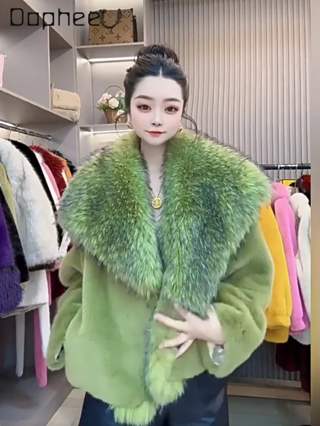 Luxurious Socialite Style High-End Eco-Friendly Fur Short Coat European Mink Fur Large Collar Thickened Warm Short Plush Coat
Luxurious Socialite Style High-End Eco-Friendly Fur Short Coat European Mink Fur Large Collar Thickened Warm Short Plush Coat