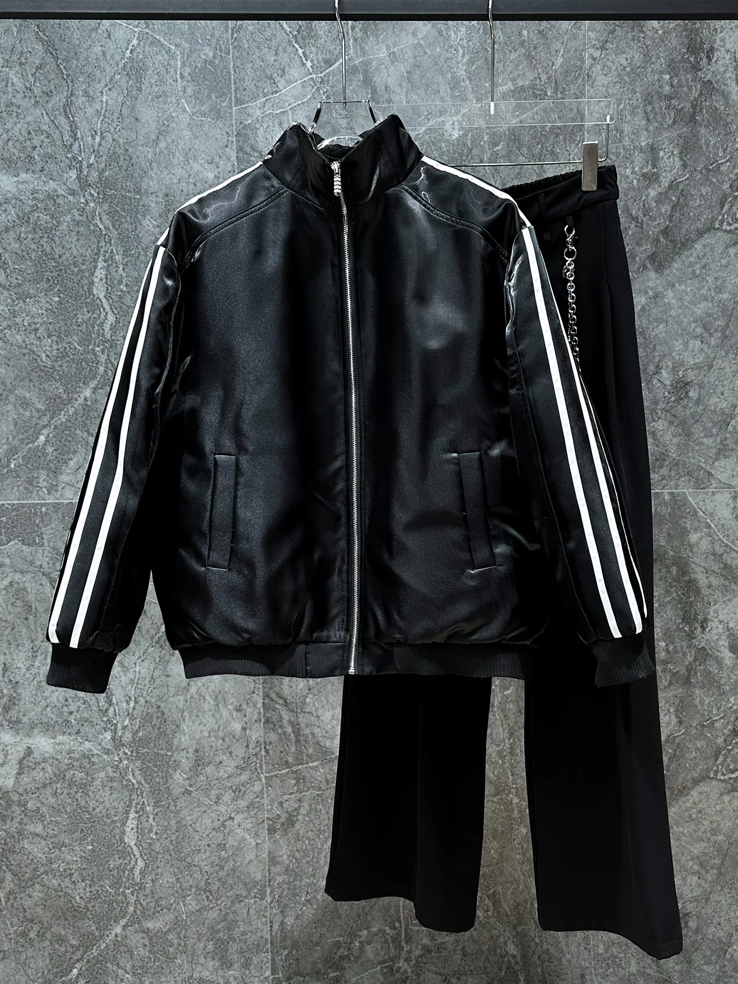 Модная мужская утепленная куртка из хлопка с воротником-стойкой, повседневная, молодежная, осенне-зимняя
Модная мужская утепленная куртка из хлопка с воротником-стойкой, повседневная, молодежная, осенне-зимняя