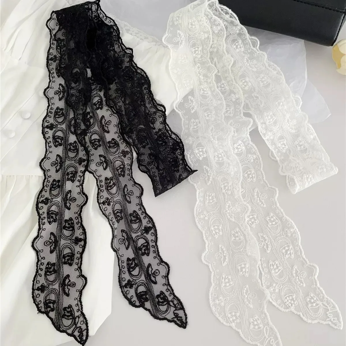 Lace Trim Long Silk Scarf for Women Neck Tie Premium 2026 New Decorative Hair Band Ribbon Belt Light Luxury
Lace Trim Long Silk Scarf for Women Neck Tie Premium 2026 New Decorative Hair Band Ribbon Belt Light Luxury