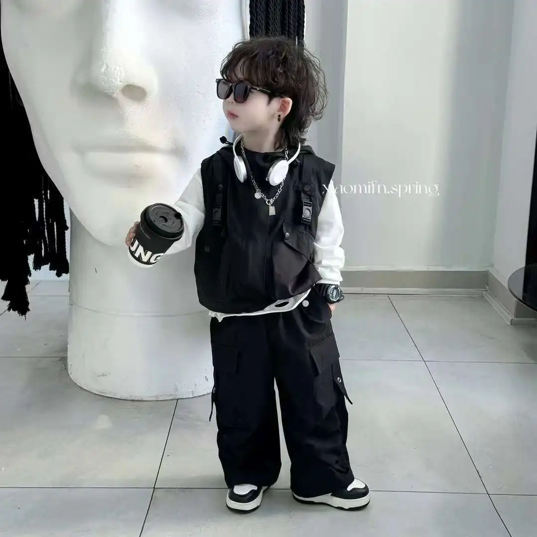 Boys' Sets Vest Jacket Hole Sweatshirt Pants Three-piece Suits Spring Autumn 2025 New Korean Cool And Handsome Street Sets
Boys' Sets Vest Jacket Hole Sweatshirt Pants Three-piece Suits Spring Autumn 2025 New Korean Cool And Handsome Street Sets