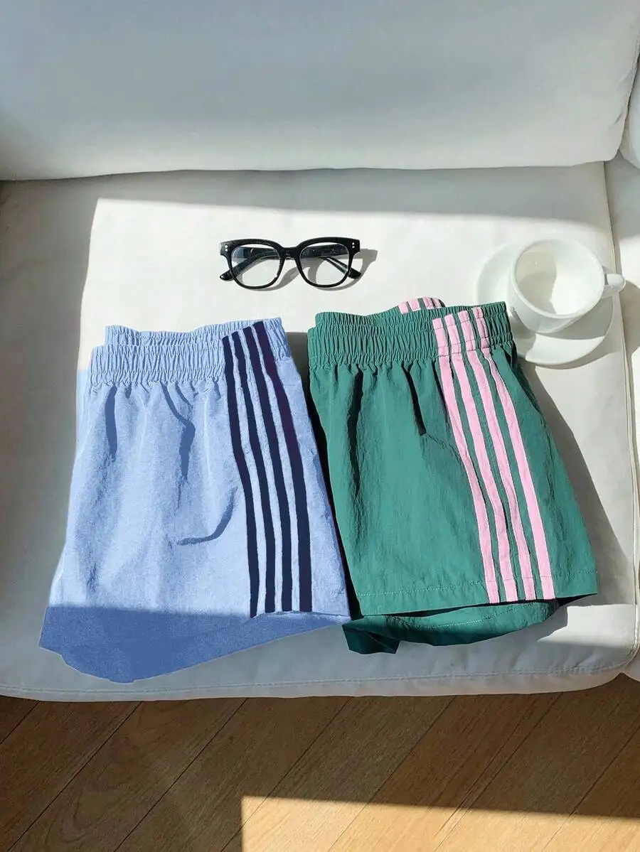 Womens Contrast Color Woven Shorts Summer Casual Loose Fit Elastic Waist Striped Pattern
Womens Contrast Color Woven Shorts Summer Casual Loose Fit Elastic Waist Striped Pattern