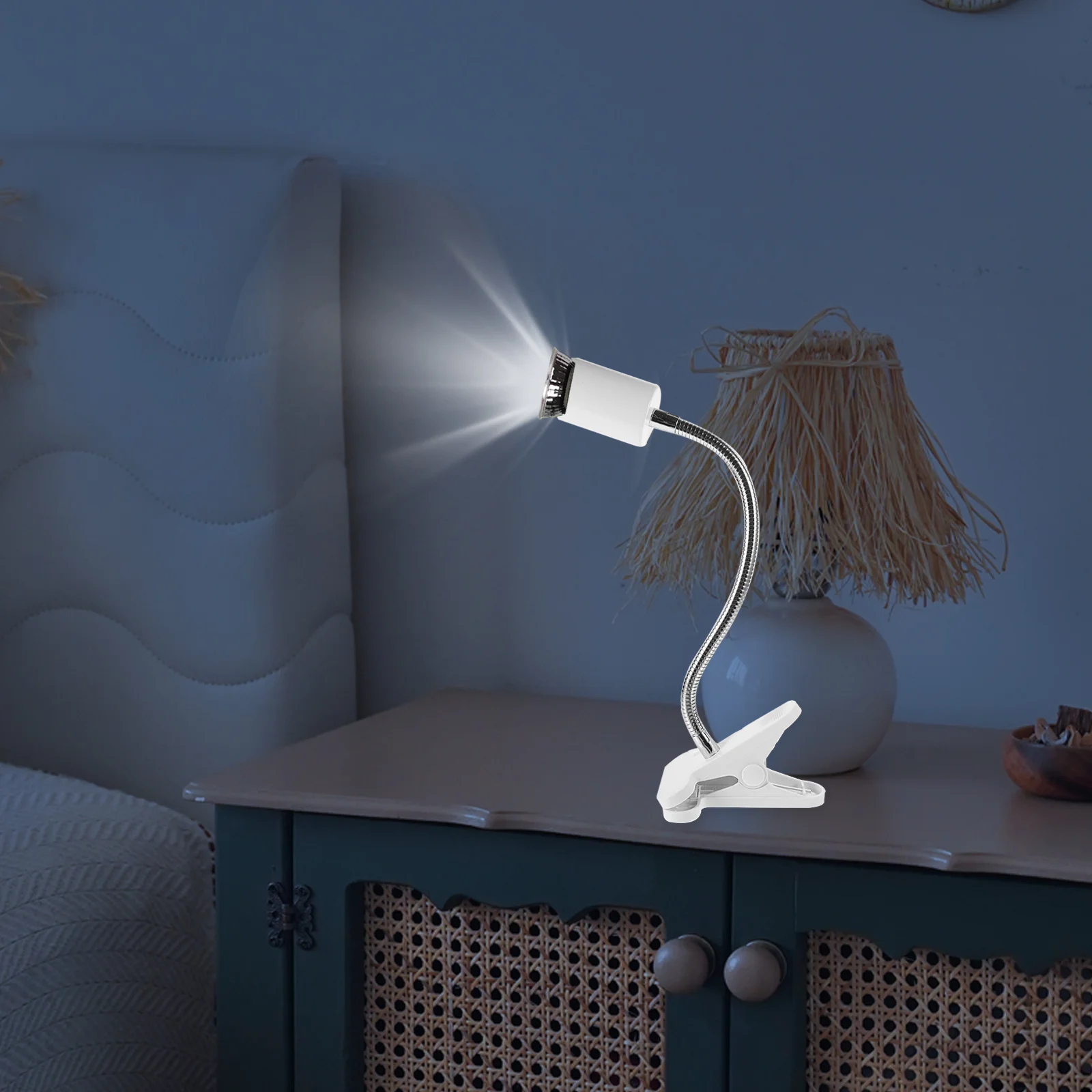 Adjustable Gooseneck Clip Holder For Grow Light Desk Reading Lamp Socket With Cord Plug Outlet Light Socket Clamp On Desk Lamp
Adjustable Gooseneck Clip Holder For Grow Light Desk Reading Lamp Socket With Cord Plug Outlet Light Socket Clamp On Desk Lamp