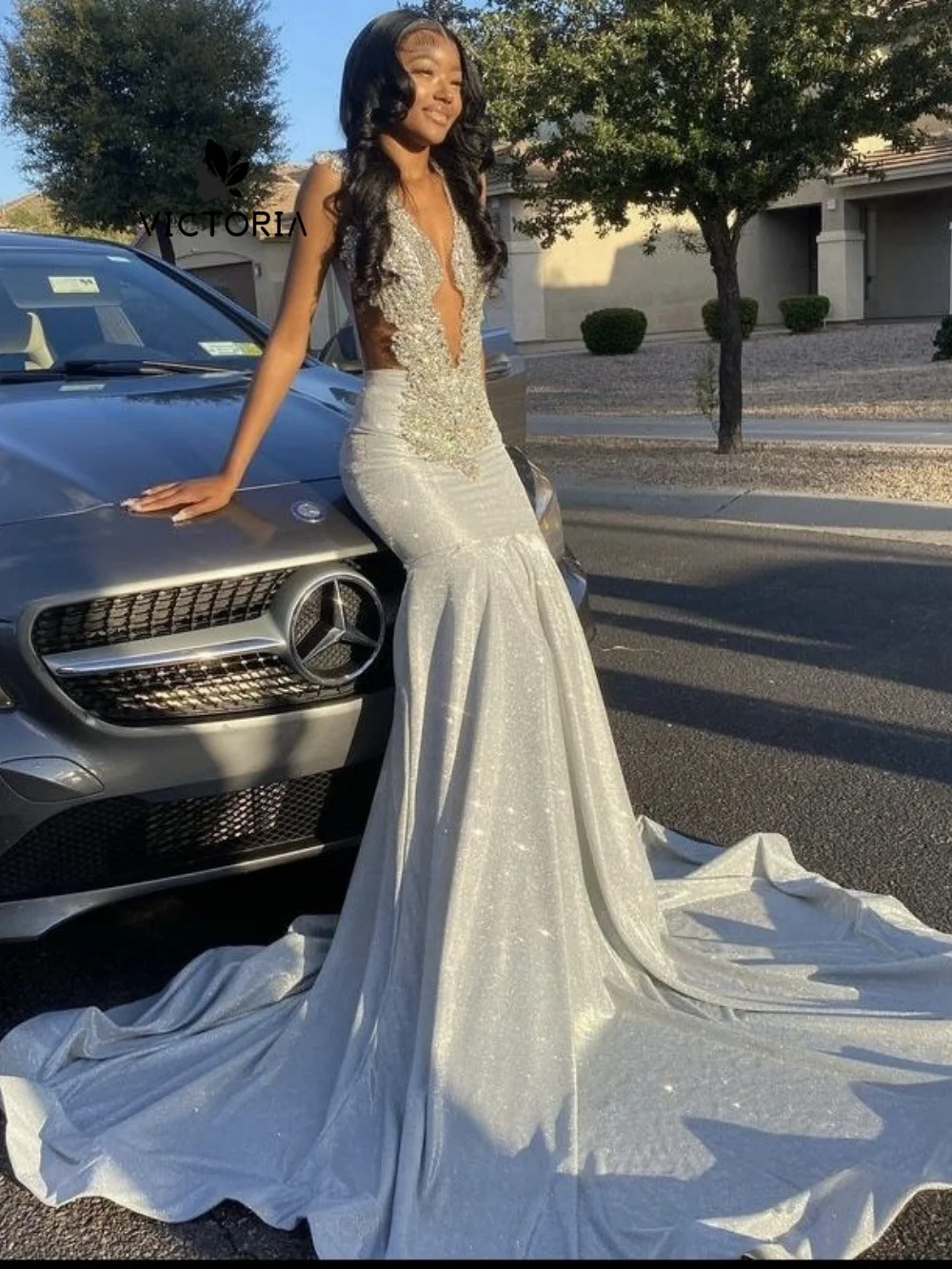 Fluorescent Silver Crystal Luxury Prom Dress 2026 For Blackgirls Shinning Graduation Court African Mermiad Customized
Fluorescent Silver Crystal Luxury Prom Dress 2026 For Blackgirls Shinning Graduation Court African Mermiad Customized