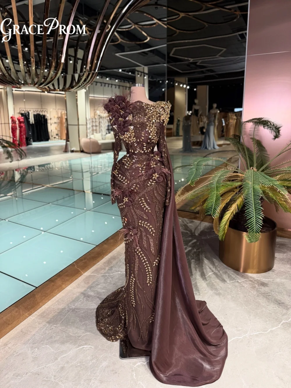 Glamorous Brown Gold Beaded Evening Gown with 3D Flower Long Sleeves Flowing Side Train Party Dress Wedding Guests فساتين سهرة
Glamorous Brown Gold Beaded Evening Gown with 3D Flower Long Sleeves Flowing Side Train Party Dress Wedding Guests فساتين سهرة