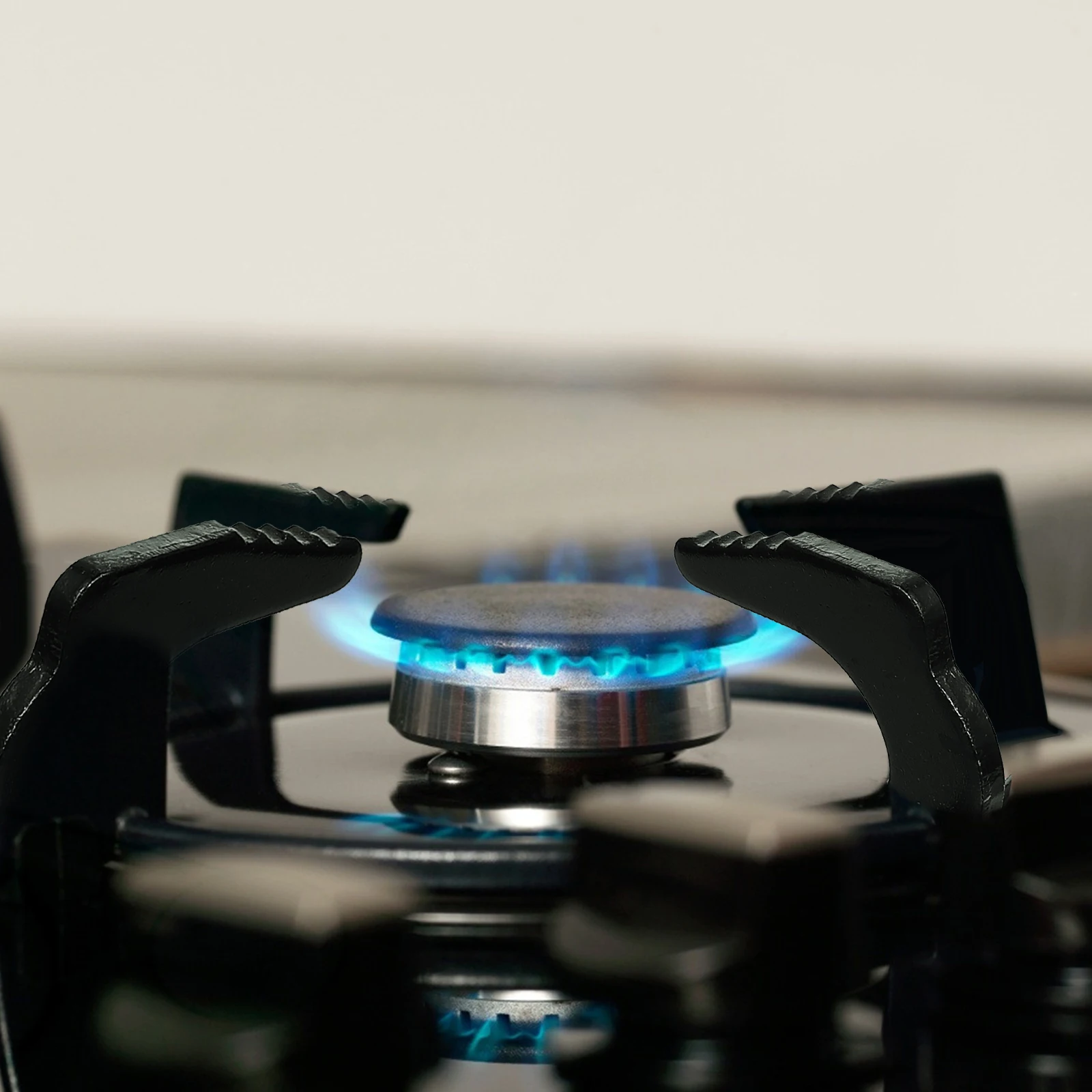 Thickened Round Furnace Rack Black Kitchen Gadgets Gas Stove Holder Electroplated Iron Heat Resistance No Rust Universal
Thickened Round Furnace Rack Black Kitchen Gadgets Gas Stove Holder Electroplated Iron Heat Resistance No Rust Universal