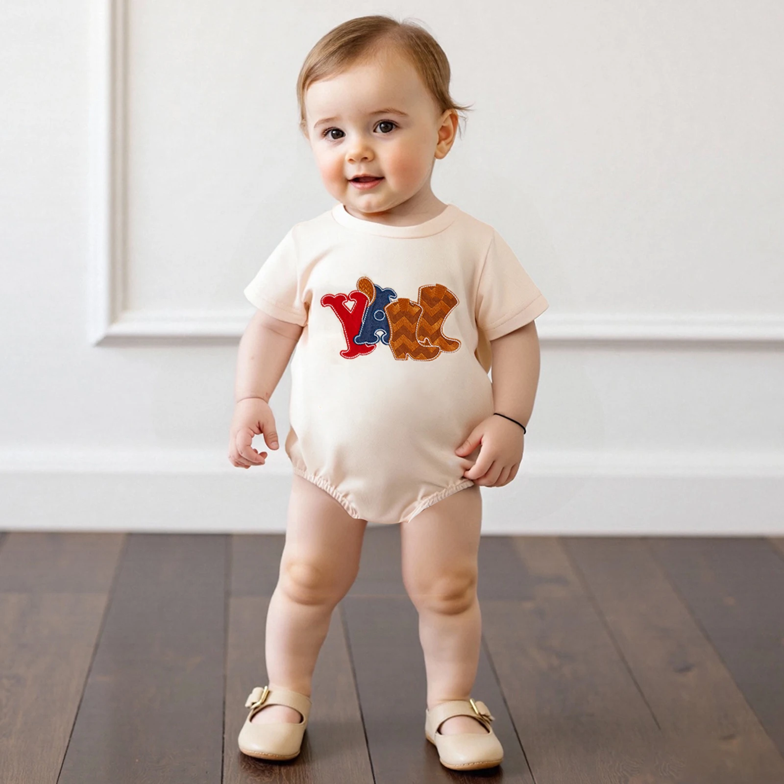 Summer Baby Sweatshirt Romper Western Cowgirl Letter Boot Print Short Sleeve Round Neck Jumpsuit Bodysuits for Boy Girl
Summer Baby Sweatshirt Romper Western Cowgirl Letter Boot Print Short Sleeve Round Neck Jumpsuit Bodysuits for Boy Girl
