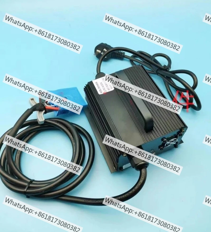 48V 5A lithium cell electric forklift CBD20 tray dedicated external charger
48V 5A lithium cell electric forklift CBD20 tray dedicated external charger