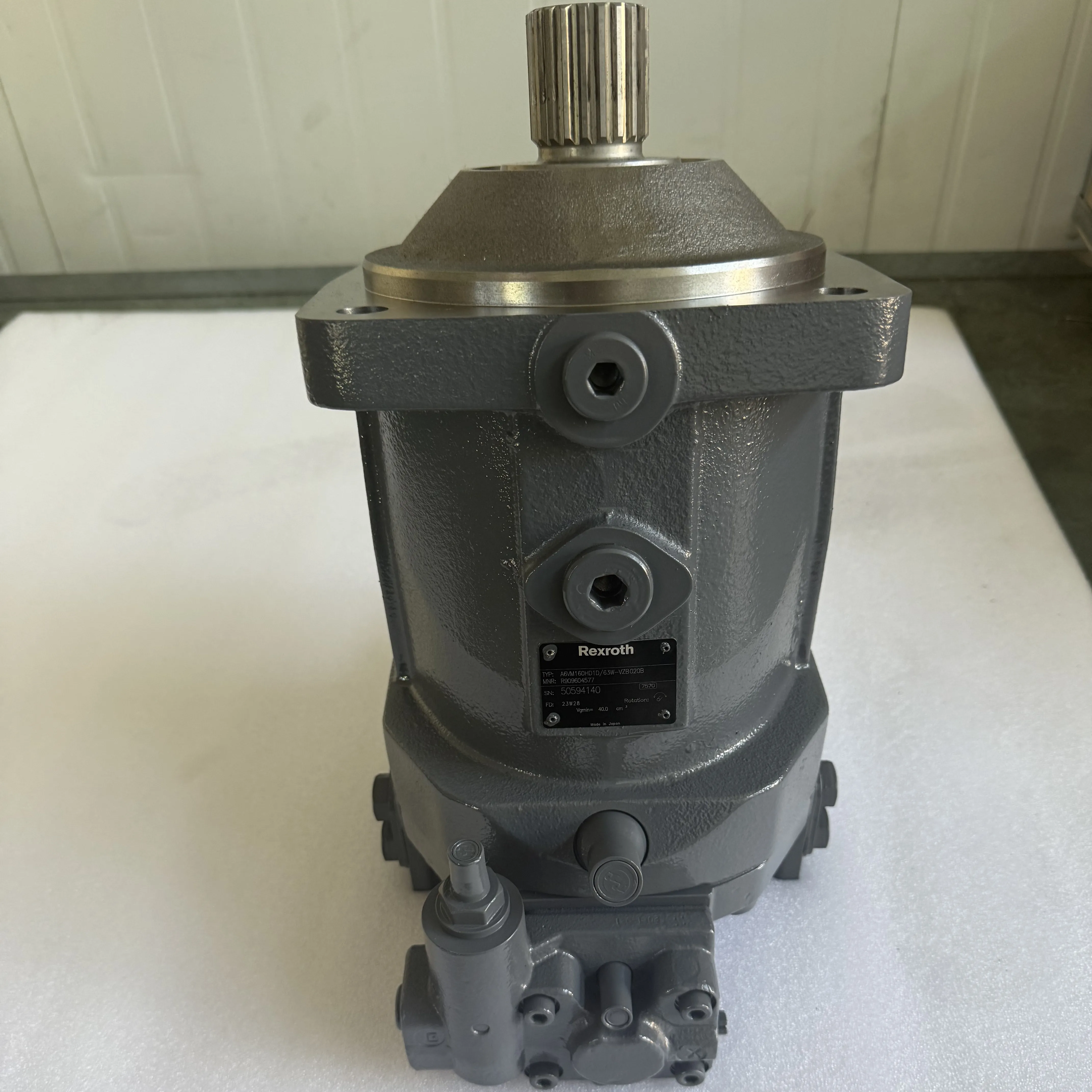 Rexroth A6VM160HD1D63W-VZB020B R909604577 Rotary Drilling Power Head Motor of Rexroth in Stock
Rexroth A6VM160HD1D63W-VZB020B R909604577 Rotary Drilling Power Head Motor of Rexroth in Stock