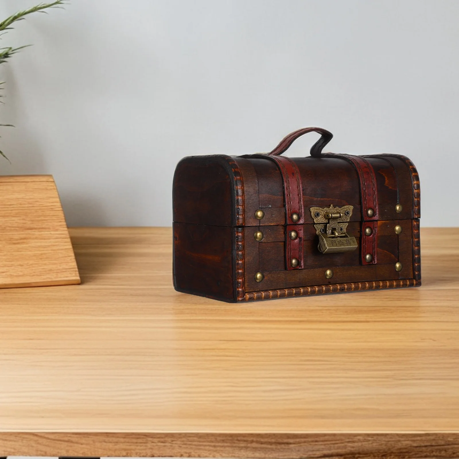 Vintage Small Pirate Treasure Chest Wood Jewelry Storage Box Decorative Keepsake Rectangle Case Dark Brown Lockable
Vintage Small Pirate Treasure Chest Wood Jewelry Storage Box Decorative Keepsake Rectangle Case Dark Brown Lockable
