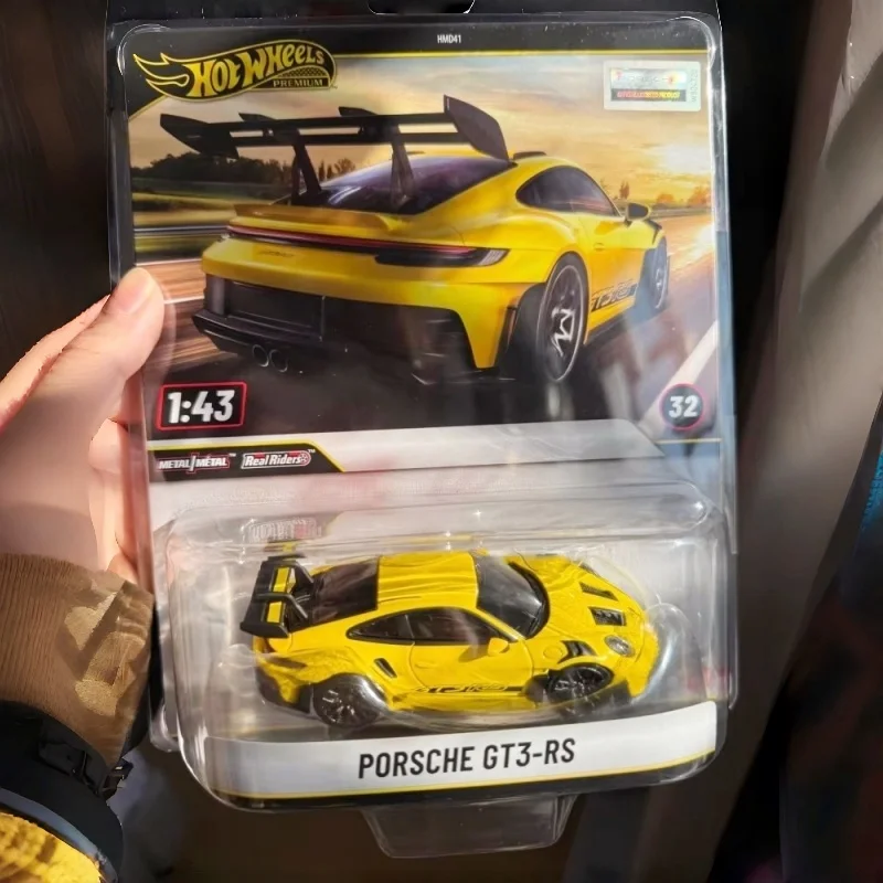 Литая под давлением модель спортивного автомобиля Lamborghini в масштабе 1:43, коллекционная игрушка для любителей хобби и подарков
Литая под давлением модель спортивного автомобиля Lamborghini в масштабе 1:43, коллекционная игрушка для любителей хобби и подарков