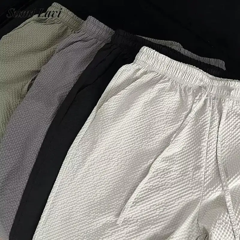 Vintage Drawstring Mens Ice Silk Pants Autumn Fashionable Solid Color Loose Breathable Pants For Men Daily Casual Straight Pants
Vintage Drawstring Mens Ice Silk Pants Autumn Fashionable Solid Color Loose Breathable Pants For Men Daily Casual Straight Pants
