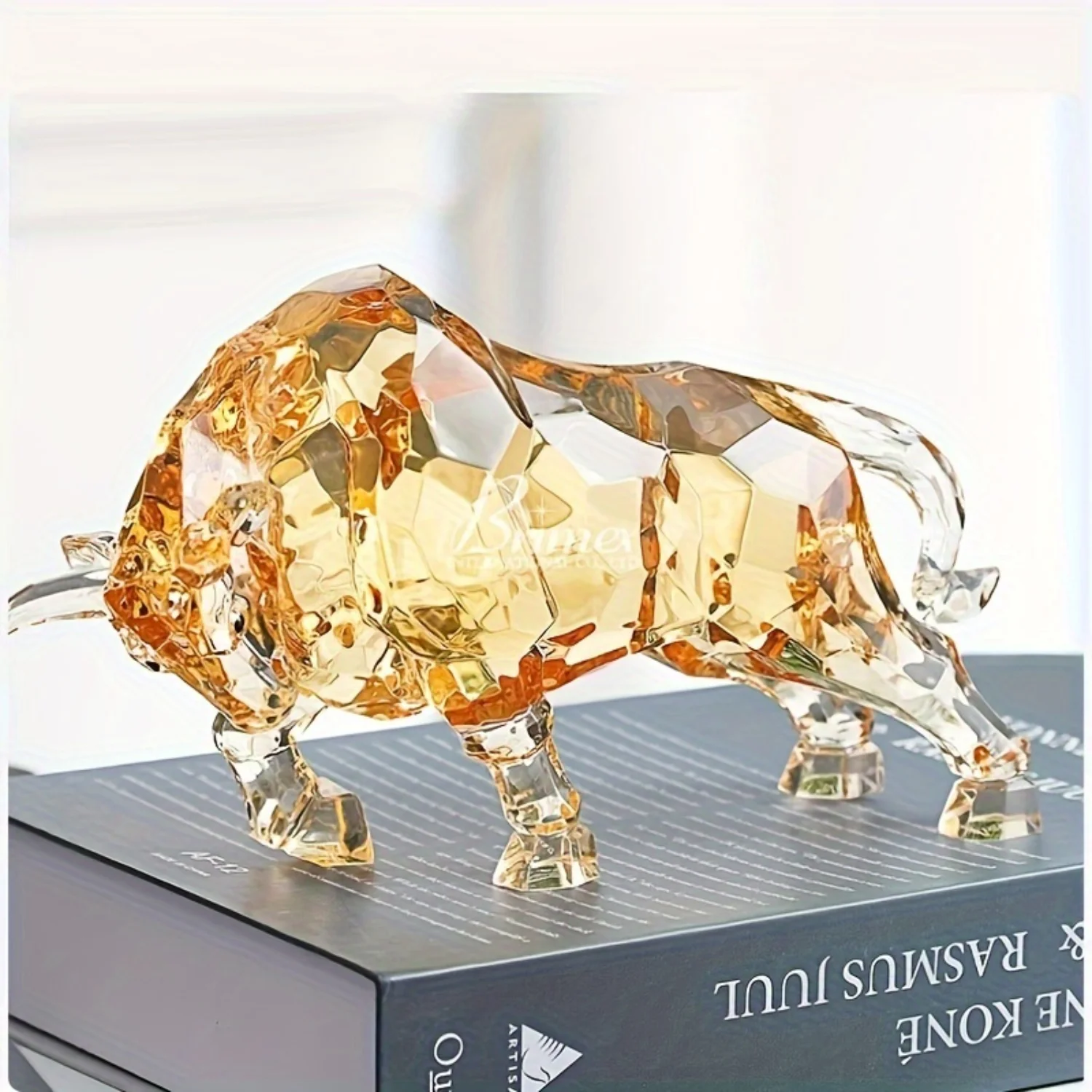 Elegant Crystal Bull Statue - Acrylic Sculpture for Home & Office décor 
Elegant Crystal Bull Statue - Acrylic Sculpture for Home & Office décor