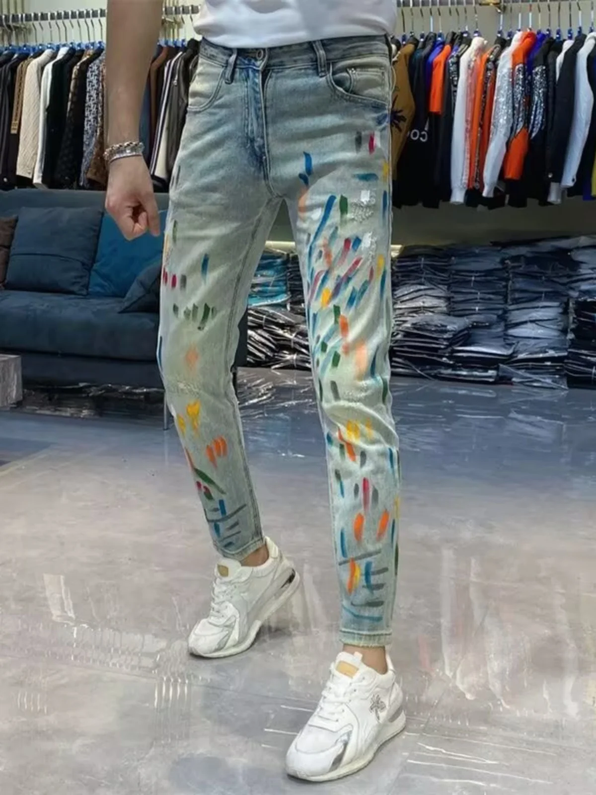 Men's Slim Fit Long Jeans fiti Dyeing Youth High Street Faionable Small Footed Pants Wear Resistant
Men's Slim Fit Long Jeans fiti Dyeing Youth High Street Faionable Small Footed Pants Wear Resistant