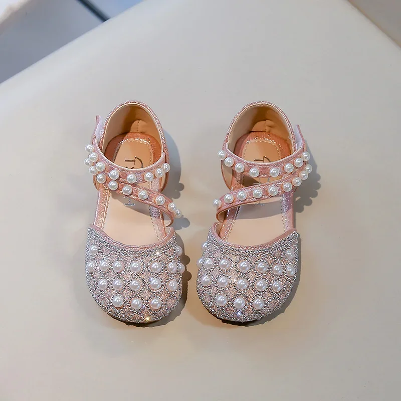 Girls Sandals Summer Catwalk Versatile Children Dress Shoes Luxury Rhinestone Wedding Party Kids Causal Flat Sandals Hook Loop
Girls Sandals Summer Catwalk Versatile Children Dress Shoes Luxury Rhinestone Wedding Party Kids Causal Flat Sandals Hook Loop