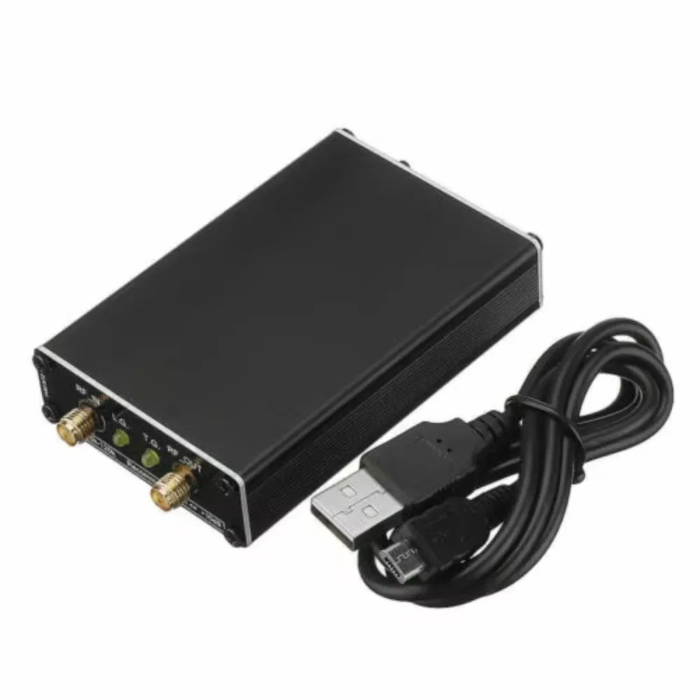 Custom Spectrum Analyzer LTDZ 35-4400M Signal Source Tracking Source winNWT4 + Case
Custom Spectrum Analyzer LTDZ 35-4400M Signal Source Tracking Source winNWT4 + Case