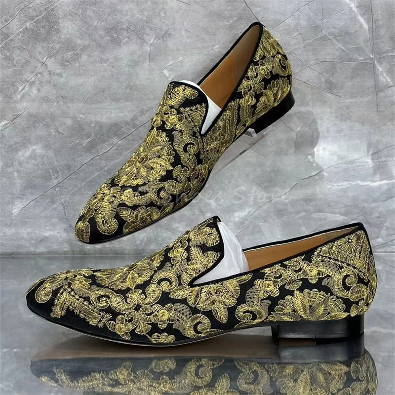 Embroidery Casual Men's Shoes Black and Gold Loafers Brand Design Casual Formal Business Shoes Comfortable Shoe Size47
Embroidery Casual Men's Shoes Black and Gold Loafers Brand Design Casual Formal Business Shoes Comfortable Shoe Size47