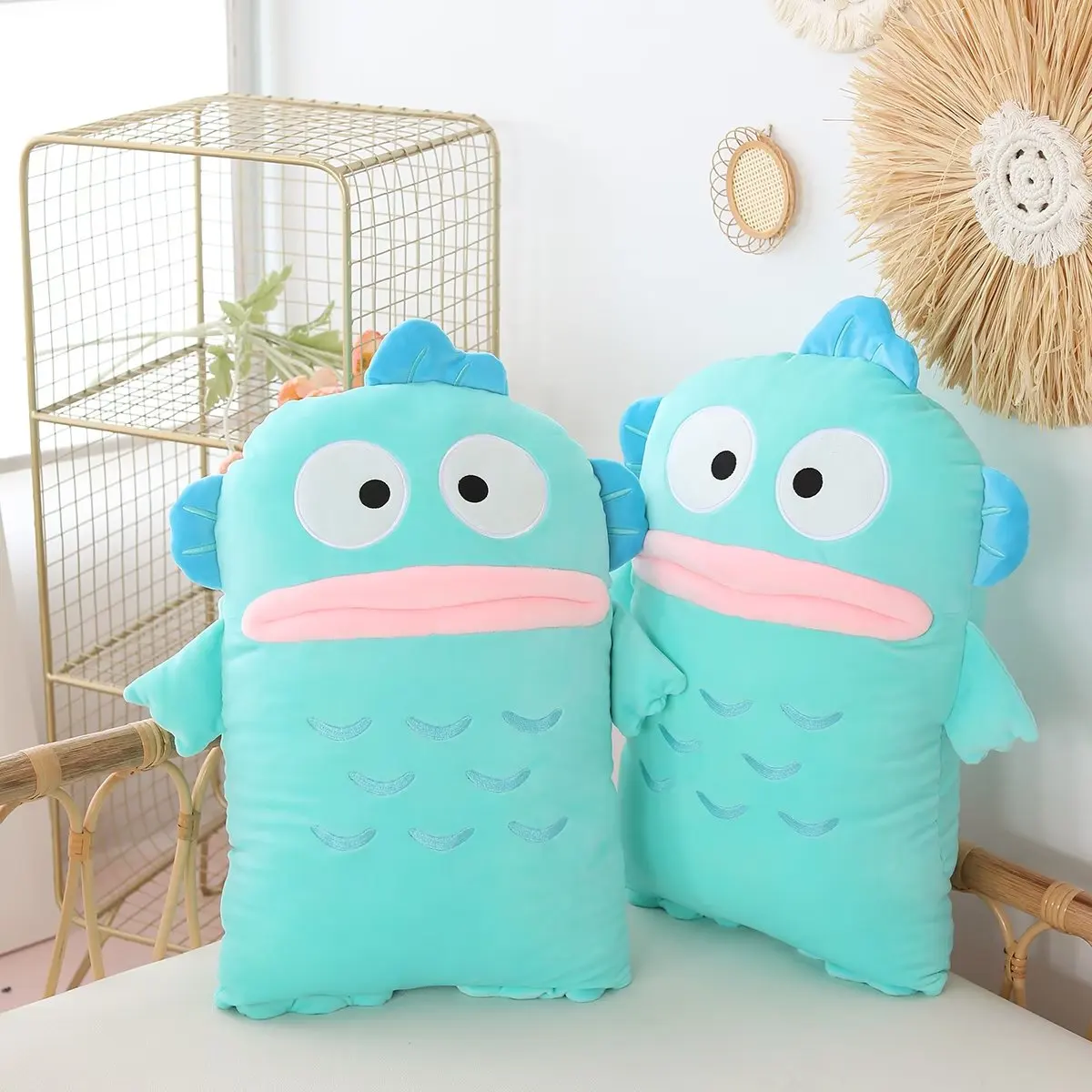 Очень мягкая мультяшная плюшевая игрушка Sanrio Hangyodon Hanton, плюшевые куклы, подушка, подарок на день рождения, детские друзья, украшение на Хэллоуин
Очень мягкая мультяшная плюшевая игрушка Sanrio Hangyodon Hanton, плюшевые куклы, подушка, подарок на день рождения, детские друзья, украшение на Хэллоуин