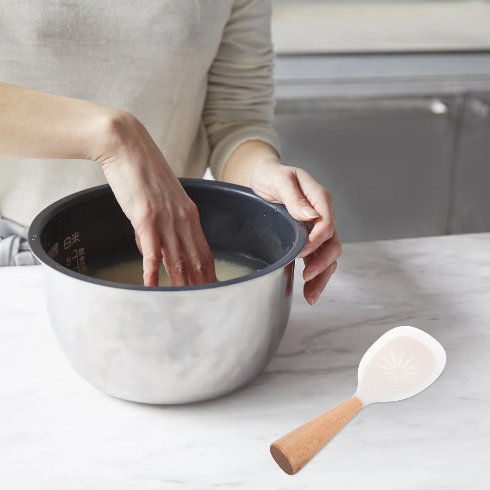 Silicone Stand-Up Design Non-Stick Heat Resistant Serving For Noodles Mashed Potatoes Kitchen Utensils Ladle Reusable Rice
Silicone Stand-Up Design Non-Stick Heat Resistant Serving For Noodles Mashed Potatoes Kitchen Utensils Ladle Reusable Rice