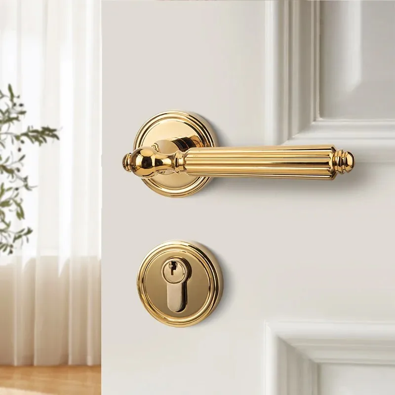 French retro door lock, all copper interior bedroom classic brass wooden door lock pure copper split handle
French retro door lock, all copper interior bedroom classic brass wooden door lock pure copper split handle