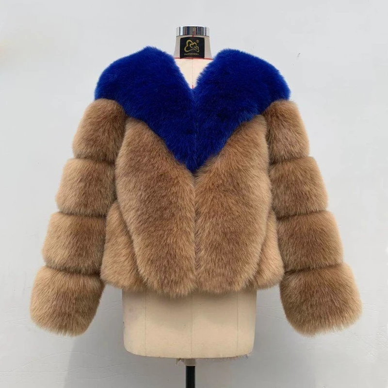 V-neck Short Faux Fur Jacket Patchwork Khaki Furry Jackets Fluffy Luxury Women‘s Winter Faux Fox Plush Coat Casual Overcoat 2025
V-neck Short Faux Fur Jacket Patchwork Khaki Furry Jackets Fluffy Luxury Women‘s Winter Faux Fox Plush Coat Casual Overcoat 2025