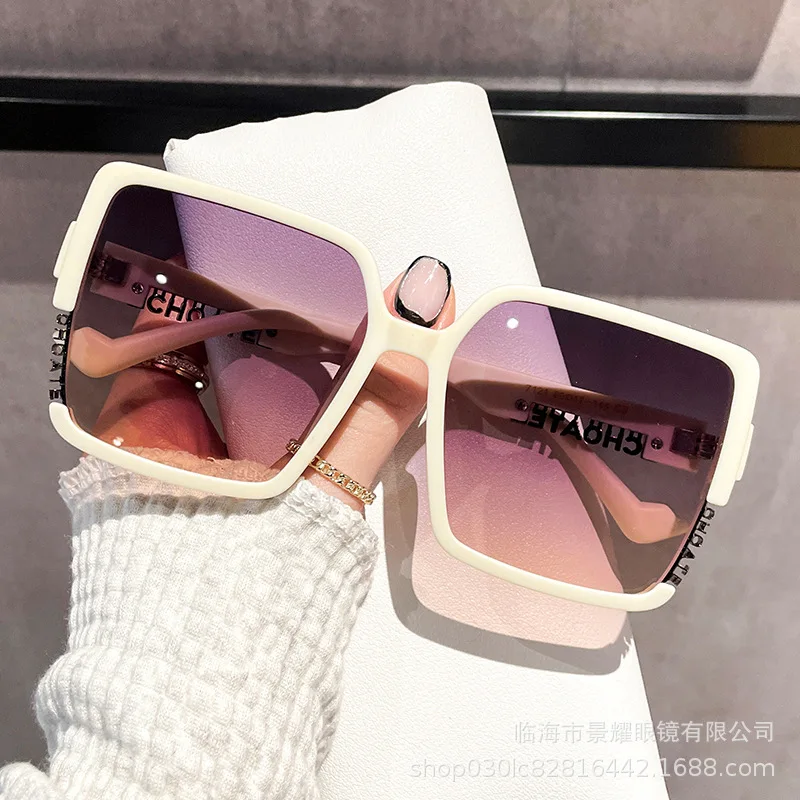 2023 Sunglasses men Classic Square sunglasses Brand Design UV400 protection Shades oculos de sol hombre glasses Driver
2023 Sunglasses men Classic Square sunglasses Brand Design UV400 protection Shades oculos de sol hombre glasses Driver
