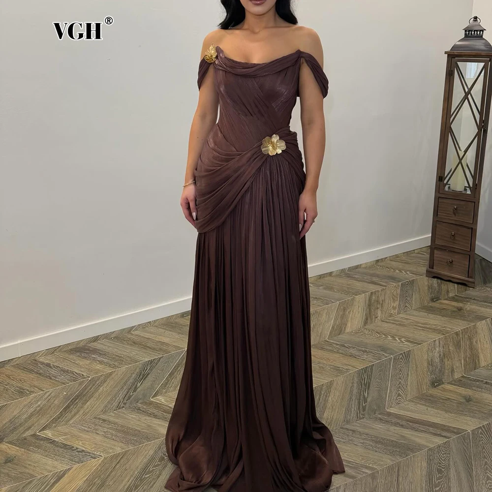 VGH Elegant Special Occasions Coffee Shimmer Pleated Maxi Dresses for Women Off The Shoulder Draped Skirts for Romantic Dates
VGH Elegant Special Occasions Coffee Shimmer Pleated Maxi Dresses for Women Off The Shoulder Draped Skirts for Romantic Dates