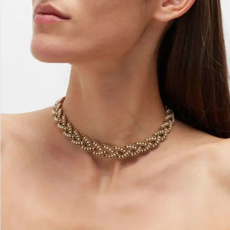 Oscar Vintage Choker Necklace Minimalist Collar Statement Piece Elegant Party Gift with Luxury Appeal
Oscar Vintage Choker Necklace Minimalist Collar Statement Piece Elegant Party Gift with Luxury Appeal