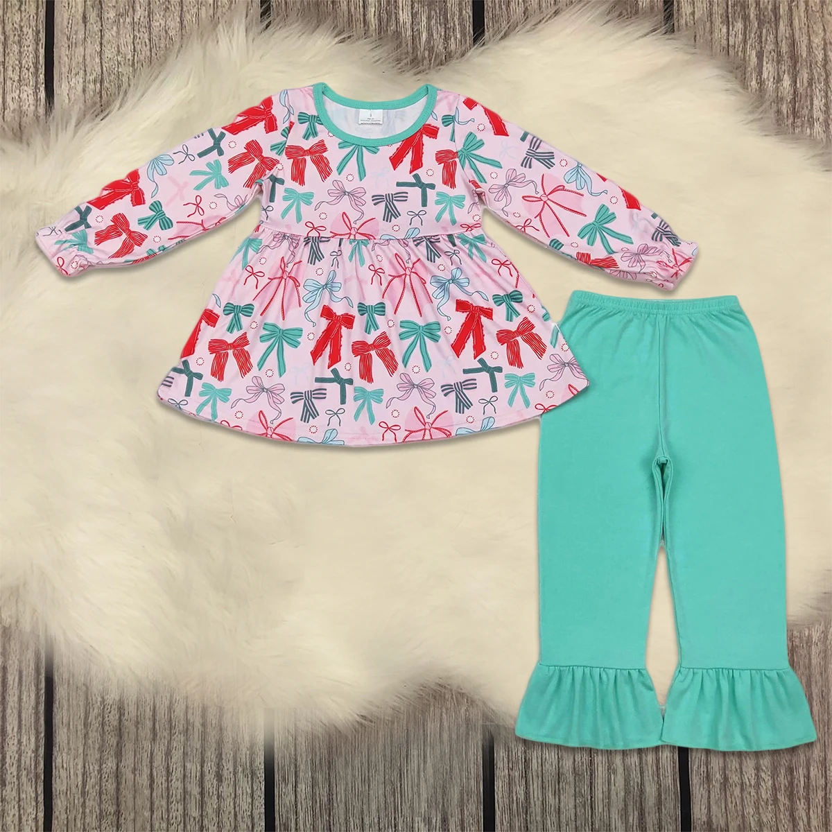 Baby Girl Christmas Red Green Bow Long Sleeve Tunic Children Outfit Cotton Ruffles Pants Clothing Toddler Kids Set Wholesale
Baby Girl Christmas Red Green Bow Long Sleeve Tunic Children Outfit Cotton Ruffles Pants Clothing Toddler Kids Set Wholesale