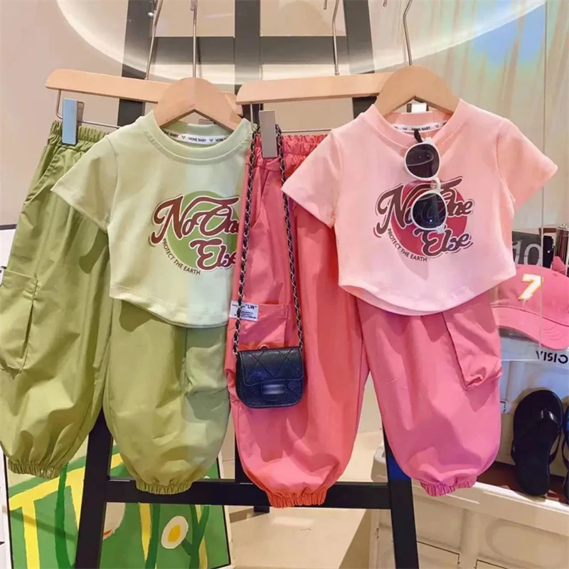 Girls Sweet Princess 2pcs Suits Children Baby Kids Summer Short sleeve Printed T-shirt+ Pants Sets Birthday Party
Girls Sweet Princess 2pcs Suits Children Baby Kids Summer Short sleeve Printed T-shirt+ Pants Sets Birthday Party