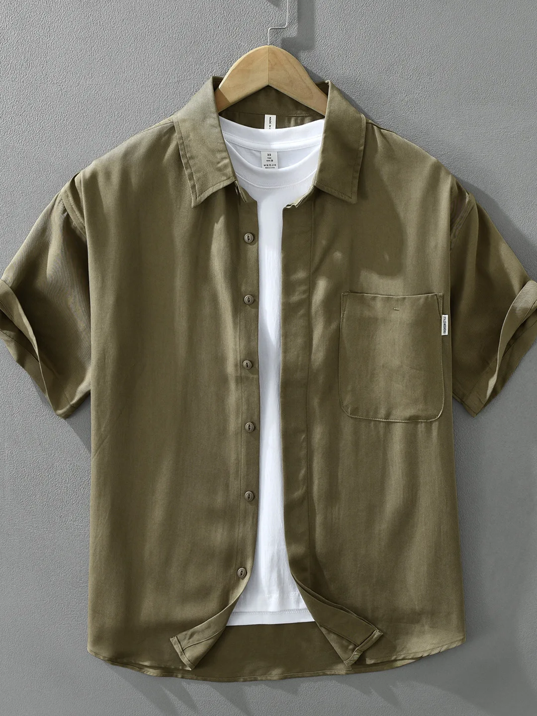 Men's Short Sleeve Shirt Summer Thin Breathable Lenzing Linen Sun Protection Casual Shirt Trendy Loose Fit Pocket Detail
Men's Short Sleeve Shirt Summer Thin Breathable Lenzing Linen Sun Protection Casual Shirt Trendy Loose Fit Pocket Detail